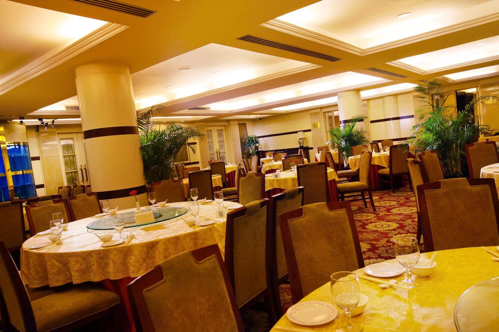 Yanshan Hotel Pekín Exterior foto